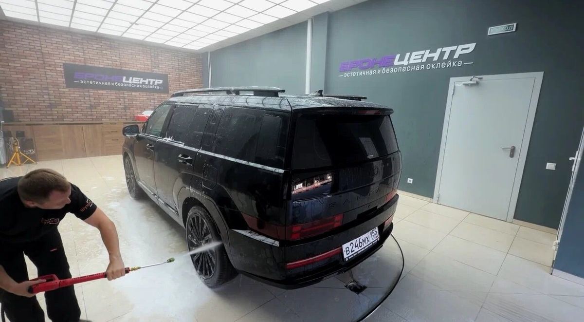Hyundai Santa Fe после оклейки защитной плёнкой