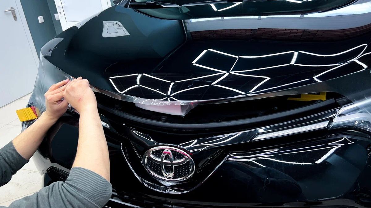 Toyota RAV4 после оклейки защитной плёнкой
