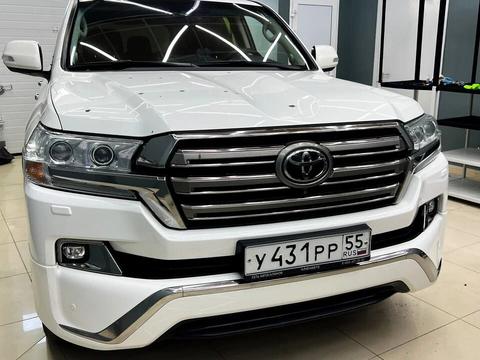 Toyota Land Cruiser 200 — фото 5