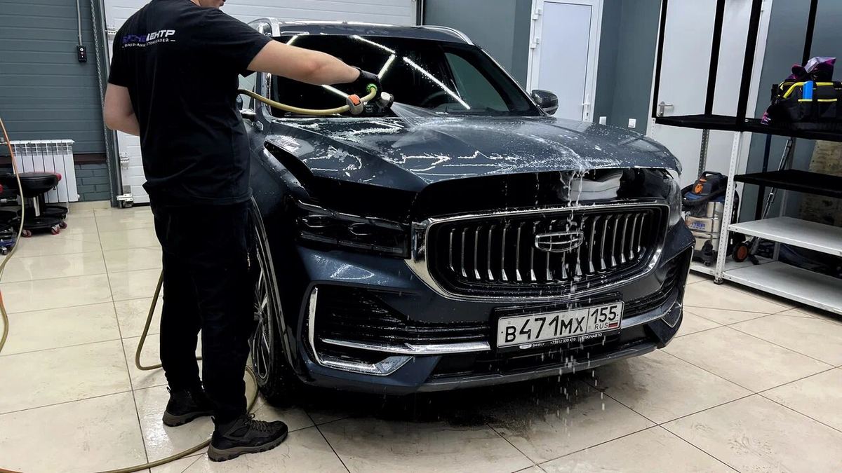 Geely Monjaro после оклейки защитной плёнкой
