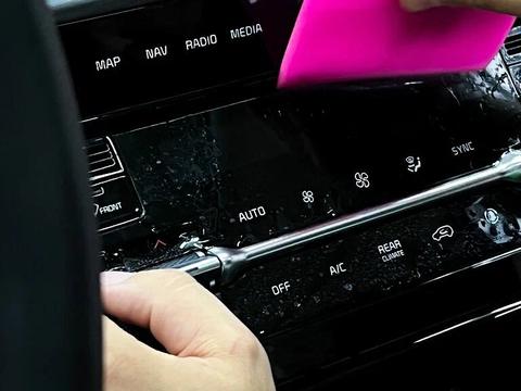 Kia Carnival — фото 17