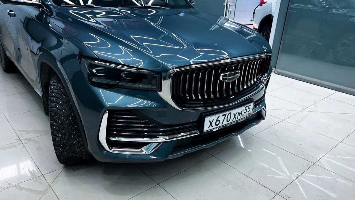 Geely Monjaro после оклейки защитной плёнкой