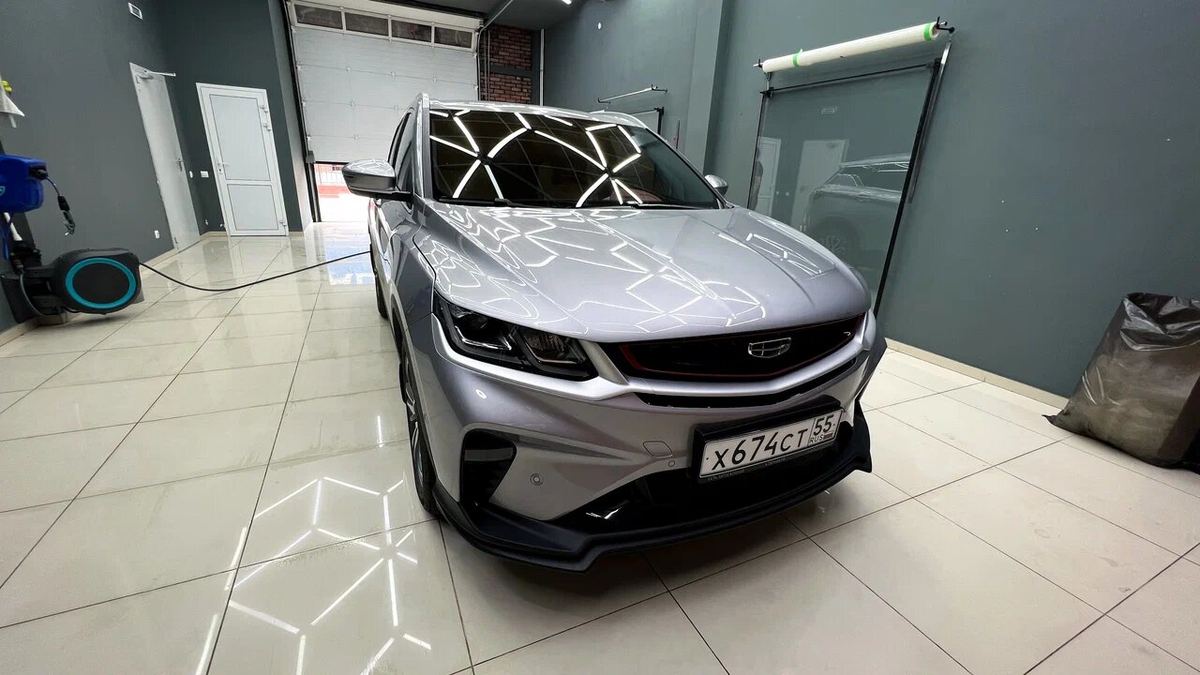 Geely Coolray после оклейки защитной плёнкой