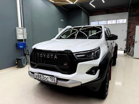 Toyota Hilux — фото 30