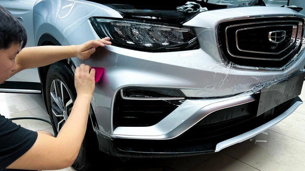 Geely Atlas после оклейки защитной плёнкой