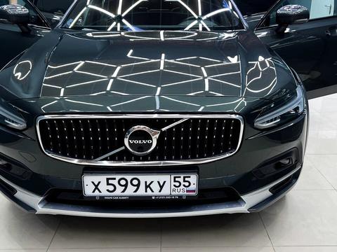 Volvo V90 — фото 1